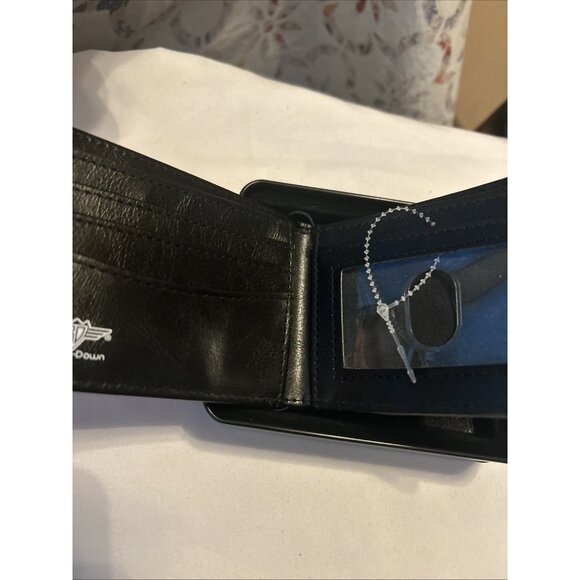 TRD Toyota Wallet Bifold By Buckle Down Logos Stripe Black, Red For I.D. Cards - Picture 6 of 8